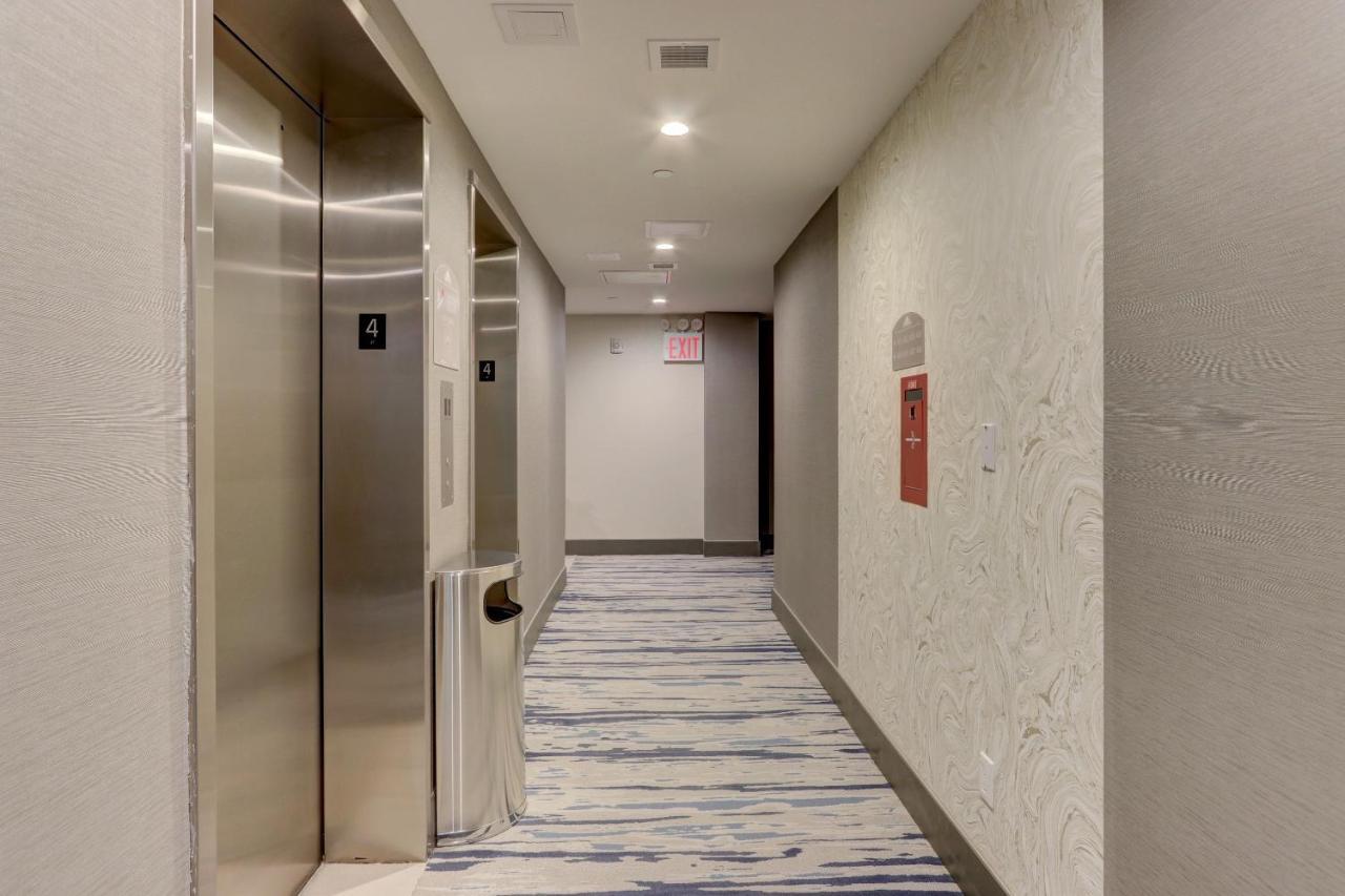 Microtel Inn By Wyndham Long Island City New York Kültér fotó