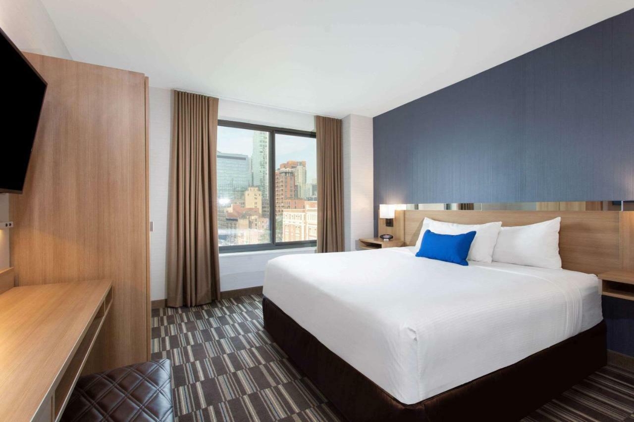 Microtel Inn By Wyndham Long Island City New York Kültér fotó